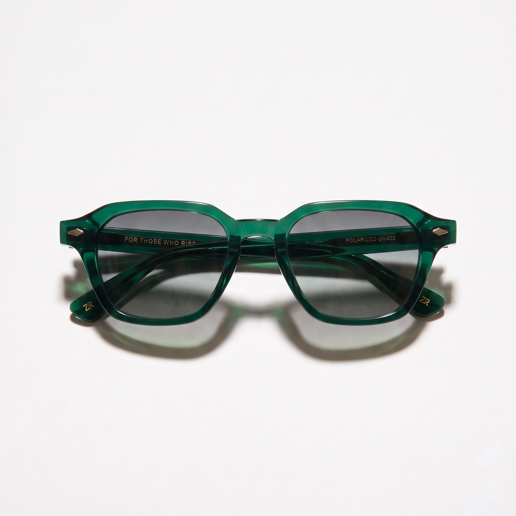 Lunettes de soleil carrées émeraude translucide OZOURI EYEWEAR - vue de dessus repliées